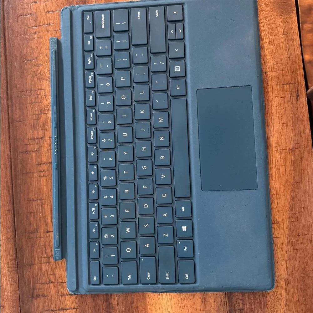 Microsoft Surface Keyboard with Trackpad-Bkue